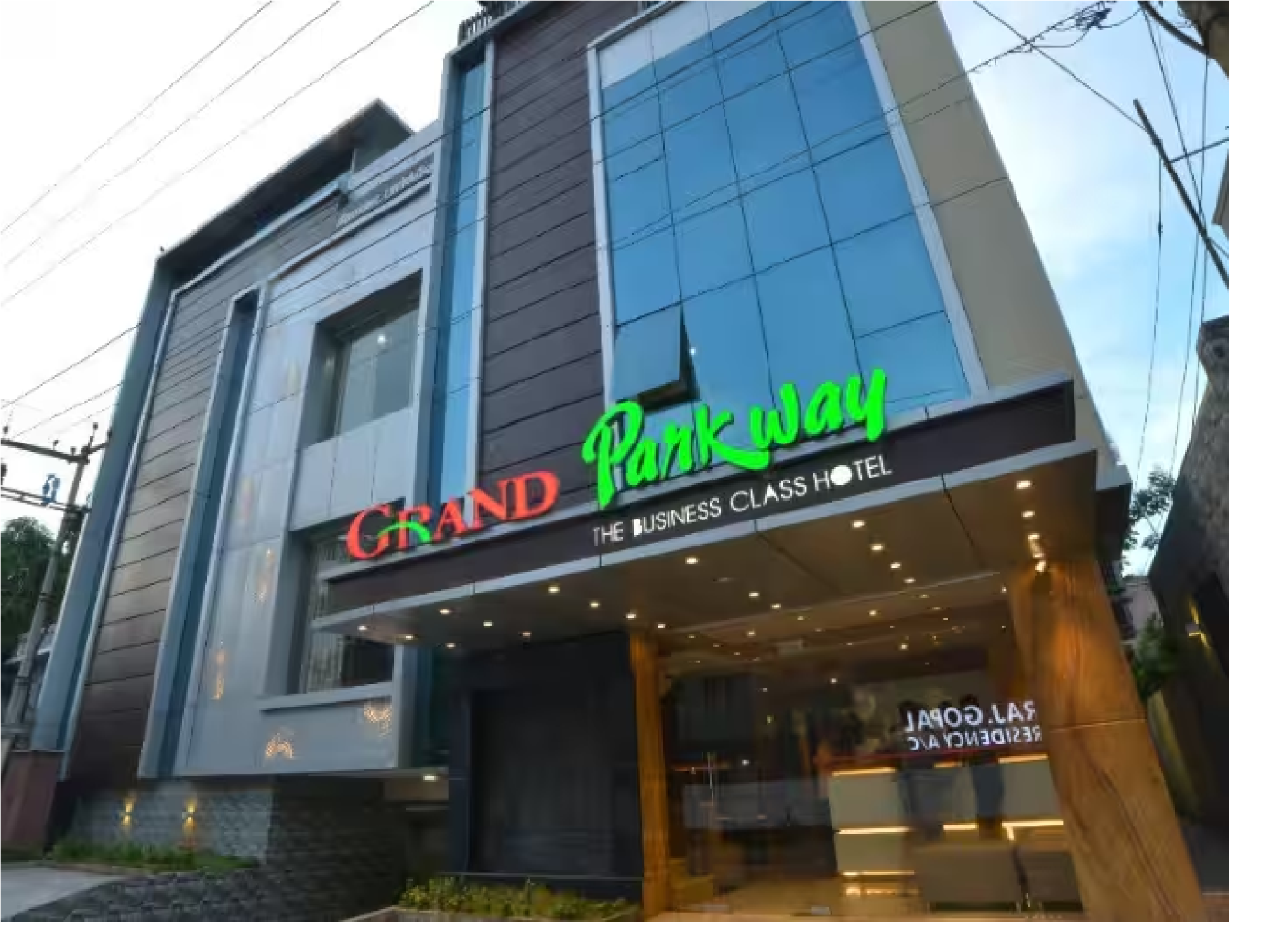 Hotel Grand Parkway