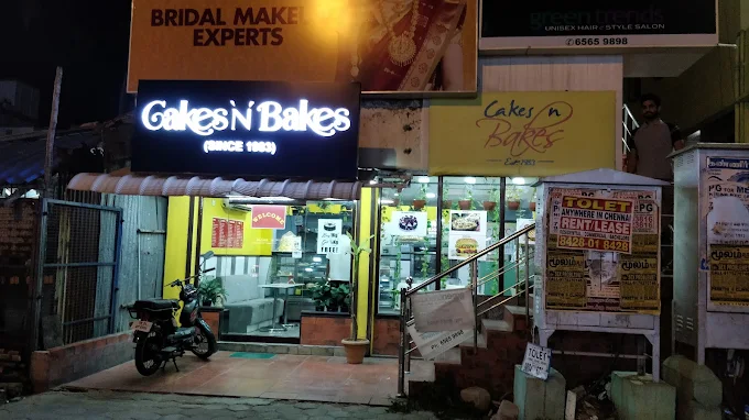 Cakes N Bakes
