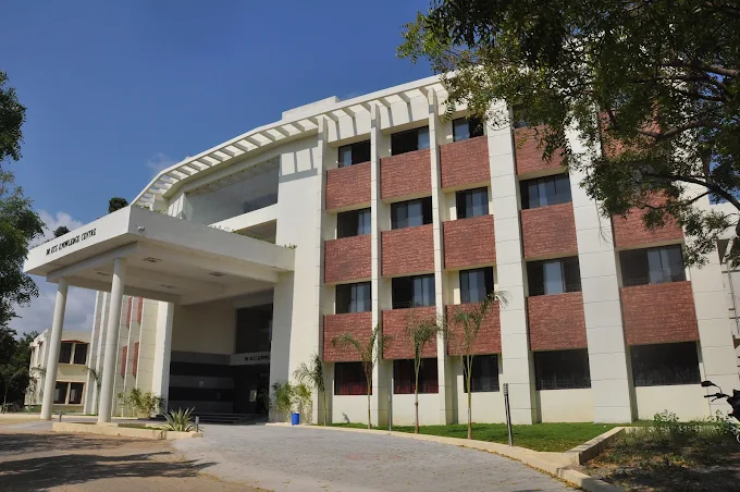 Hindustan College of Arts & Science