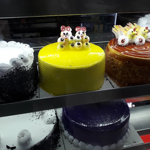 Korattur Sathis Sweet & Bakery